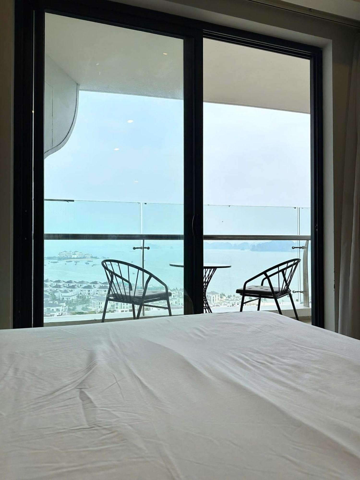 Comzy Ha Long Homestay Exteriör bild