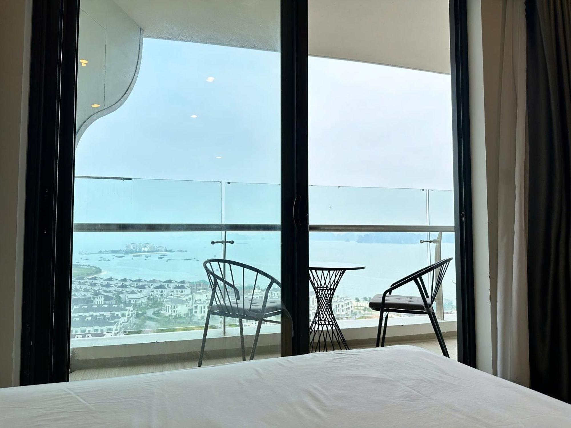 Comzy Ha Long Homestay Exteriör bild